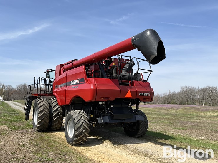 2012-case-ih-8120-image-7