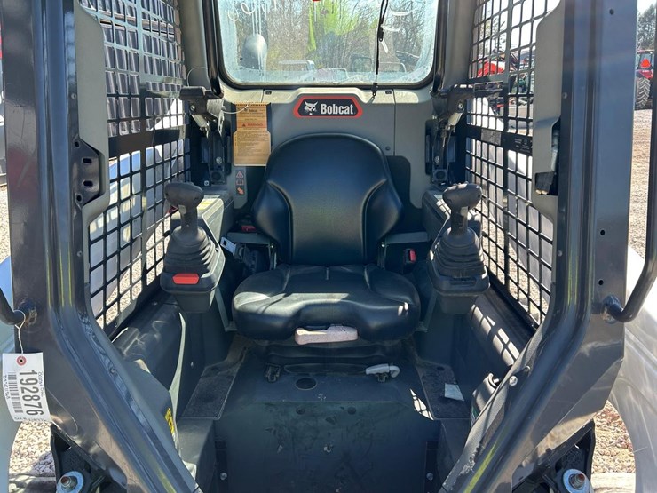 2022-bobcat-s62-image-12