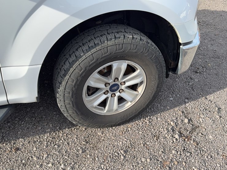 2016-ford-f150-image-4