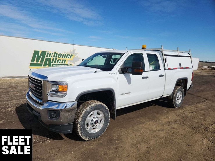 2018-gmc-sierra-2500hd-image-1