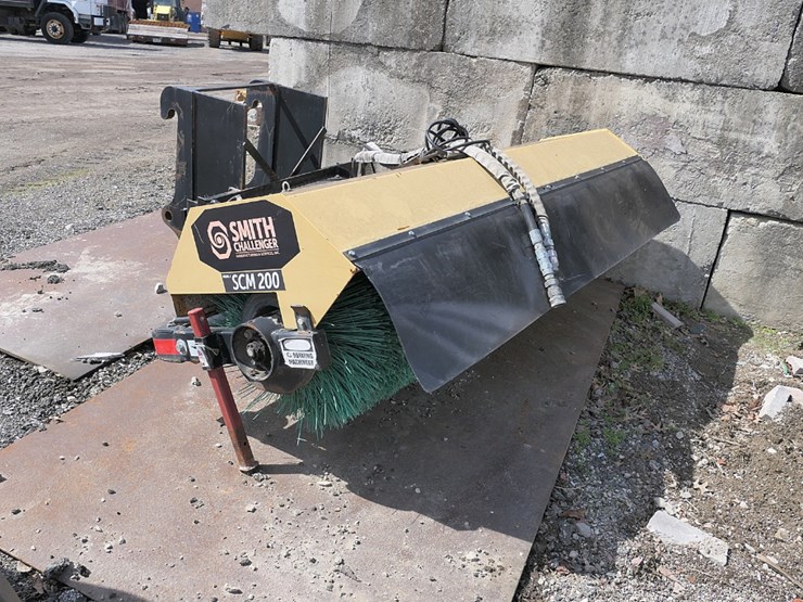 caterpillar-it24-image-1