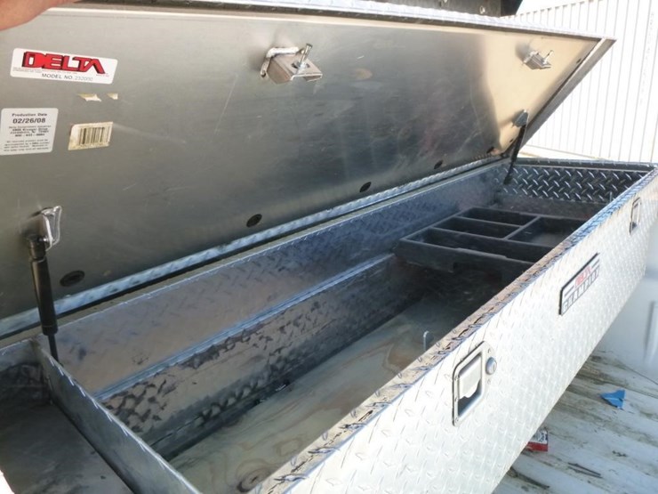 2008-chevrolet-1500-image-19