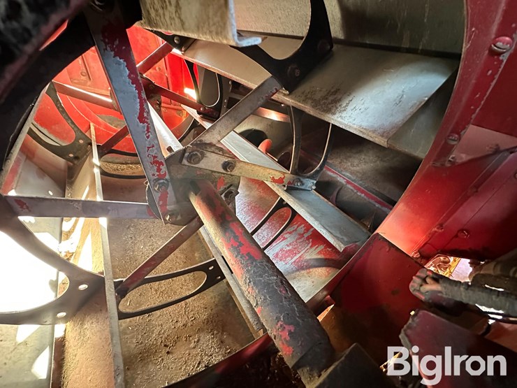 case-ih-1660-image-15