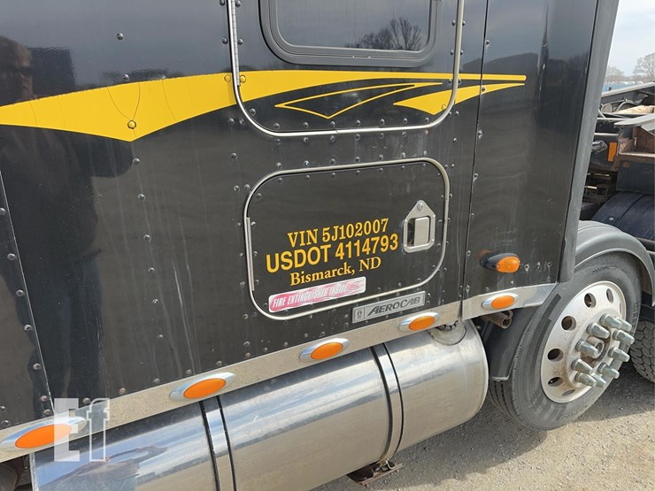 2005-kenworth-t800-image-44