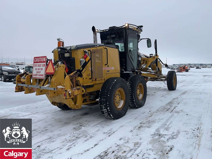 2011-caterpillar-140m-image-5