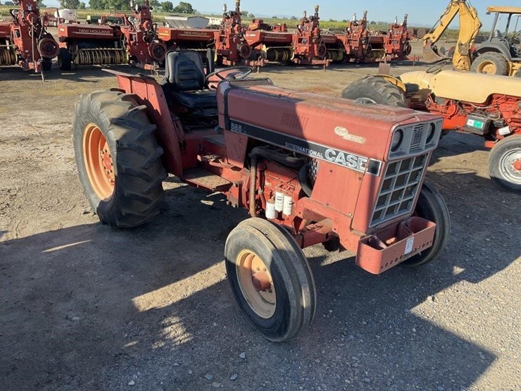 case-ih-585-image-17