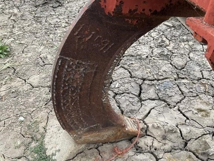 allis-chalmers-"style"-3-shank-pull-ripper-image-12