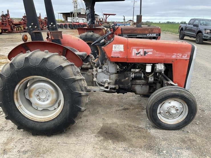 massey-ferguson-230-image-10