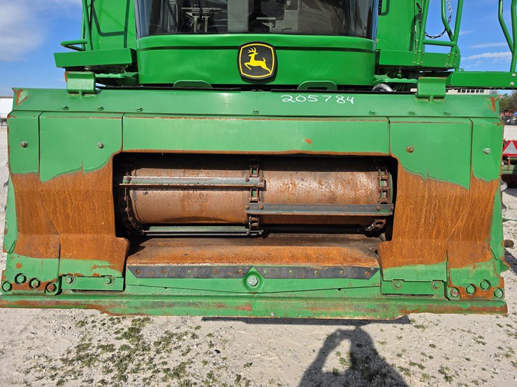 2006-john-deere-9560-sts-image-3