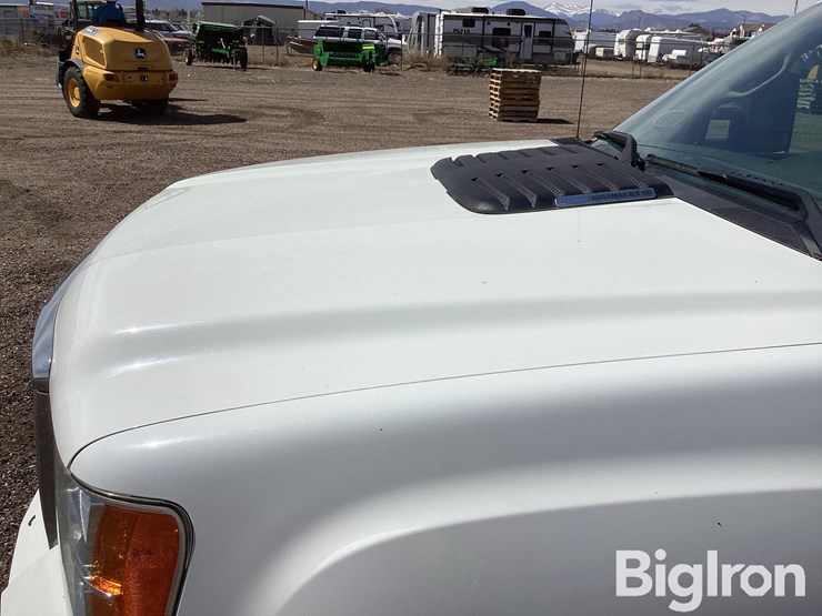 2013-gmc-sierra-3500-image-14