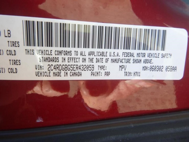 2014-dodge-grand-caravan-image-16