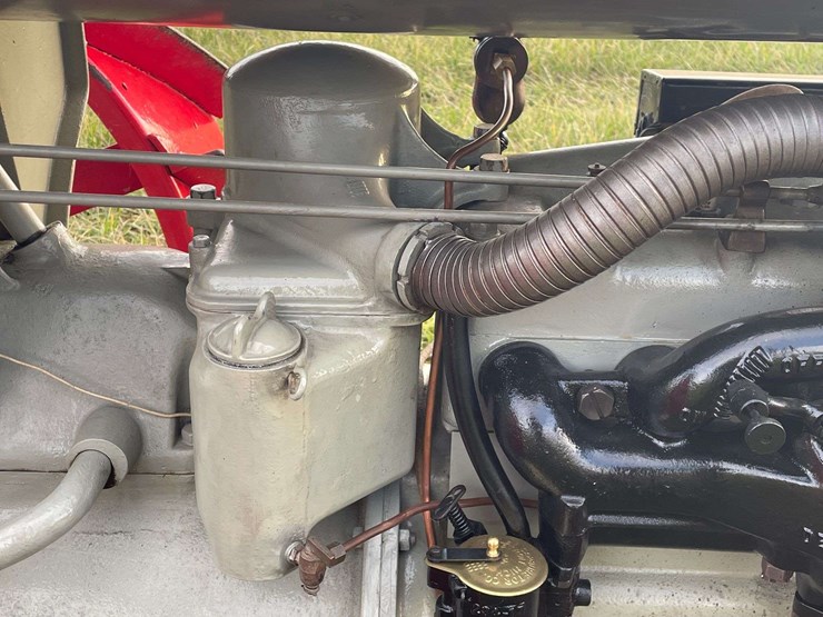 1917-experimental-fordson-tractor-(oldest-fordson-tractor-in-the-world)-image-33