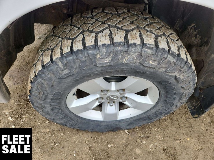 2013-dodge-1500-image-10