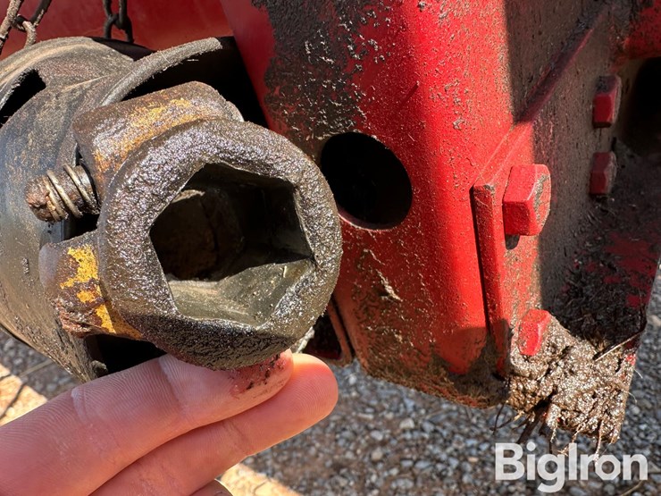 case-ih-1010-image-13