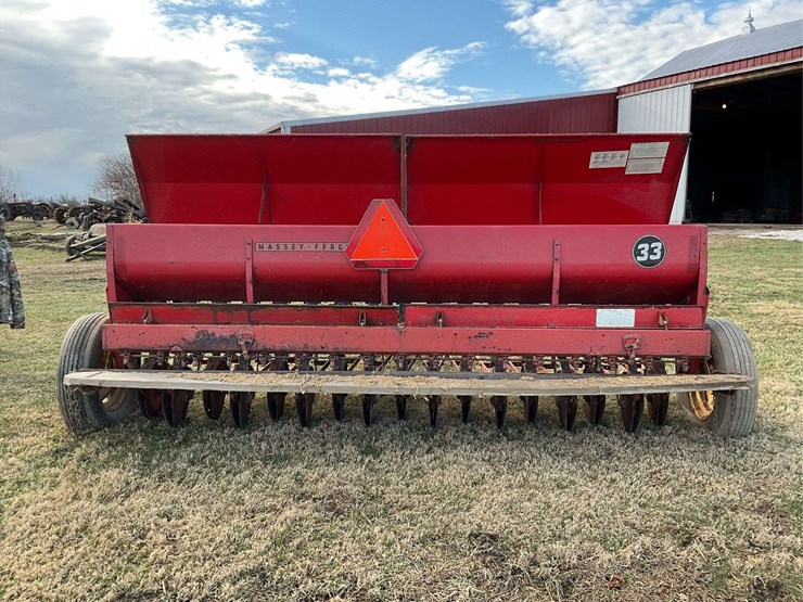 massey-ferguson-33-image-7