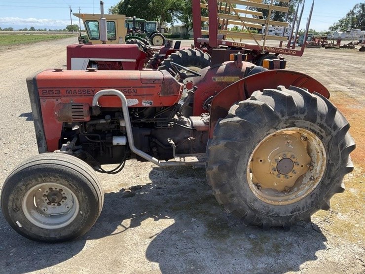 massey-ferguson-253-image-5