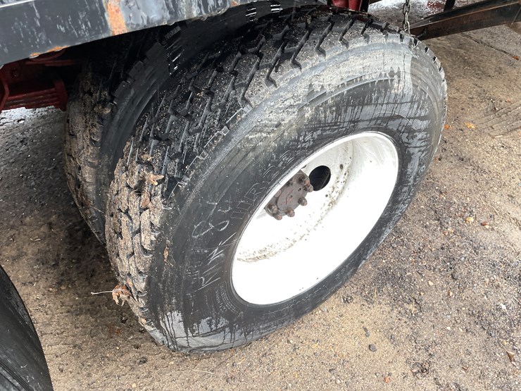 2000-international-4700-image-11