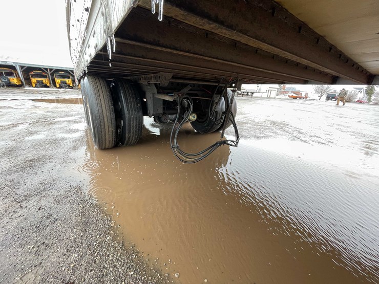 #270-•-2009-stoughton-semi-trailer-(denmark,-wi)-image-16