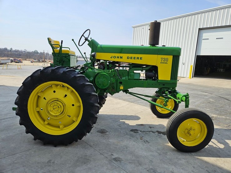 1959-john-deere-730-image-6