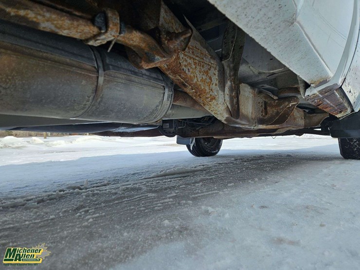 2010-chevrolet-silverado-1500-image-8