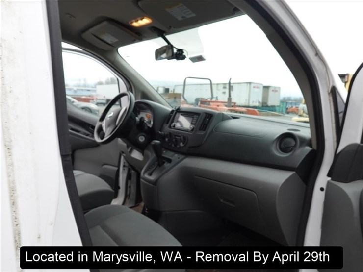 2019-nissan-nv200-image-21