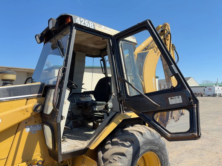 1996-caterpillar-426b-image-23