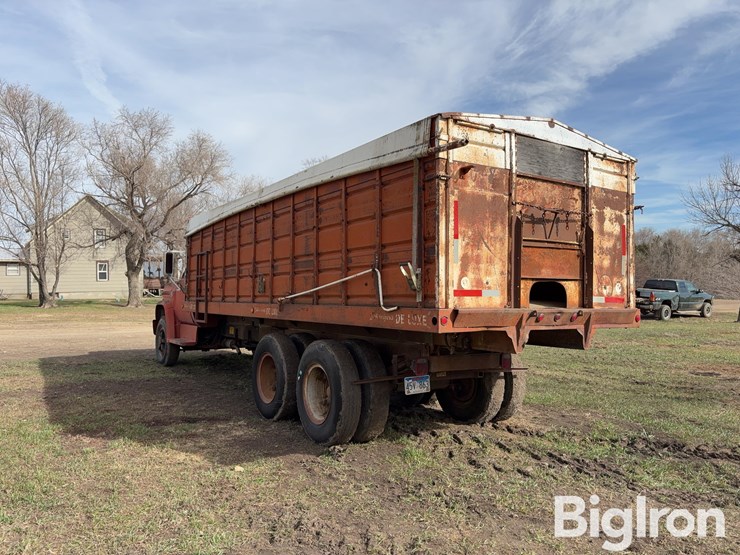 1974-chevrolet-c65-image-7