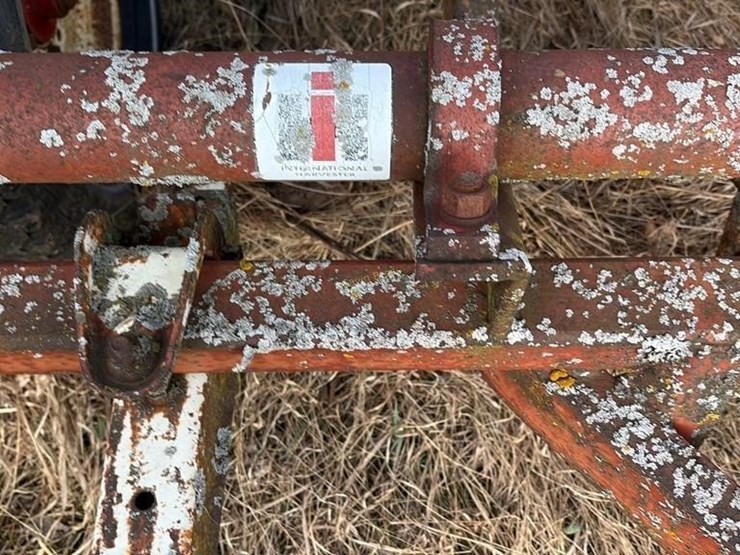 international-19'-field-cultivator-image-8