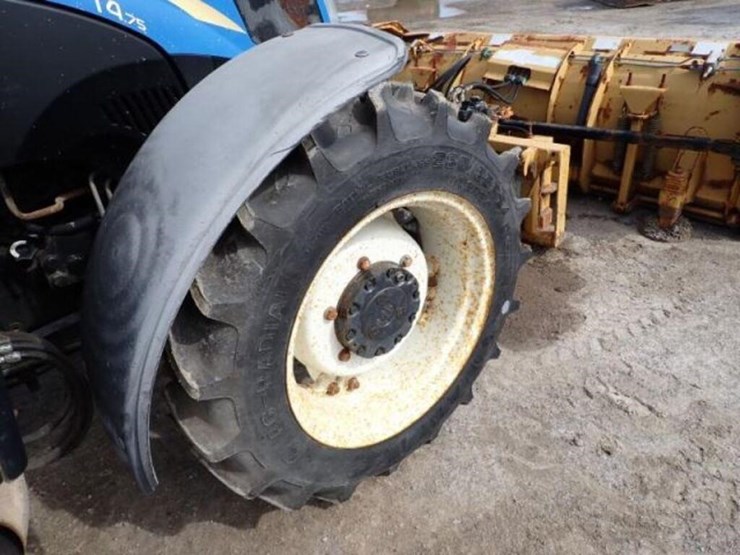 2014-new-holland-t4.75-image-59