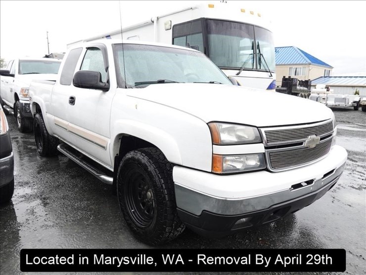 2006-chevrolet-1500-image-14