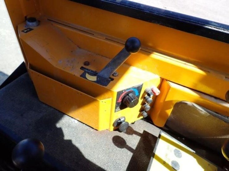 2002-trackless-mt5t-image-16