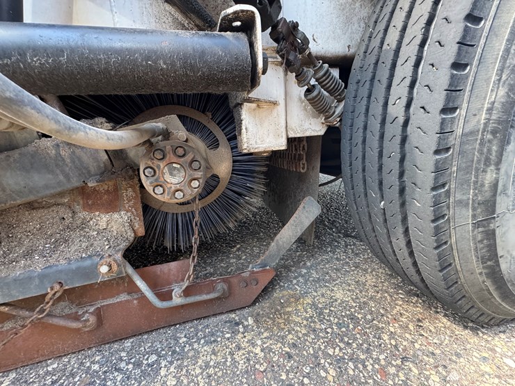 2004-johnston-mx450-image-17