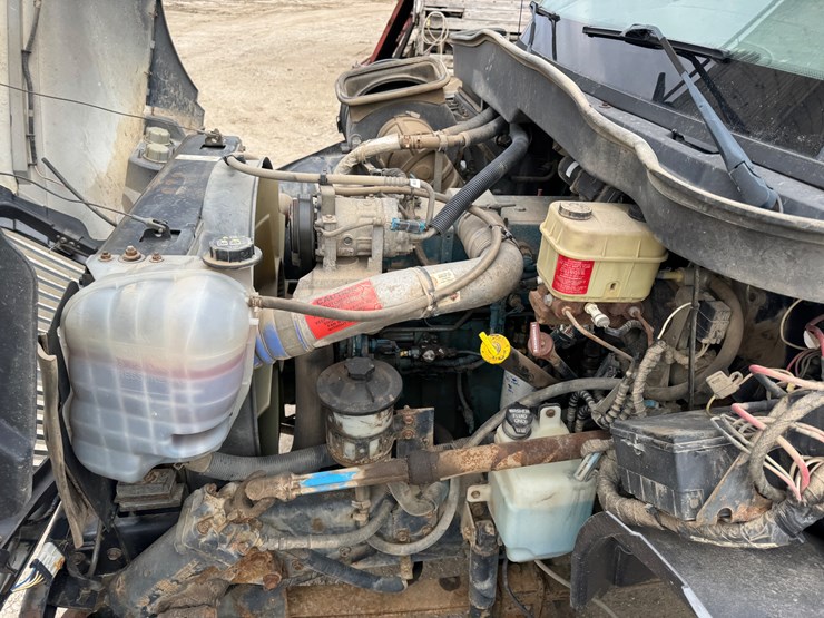 2003-international-durastar-4300-image-21