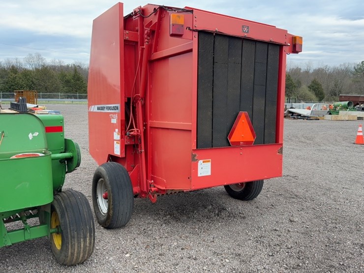 massey-ferguson-1745-image-6