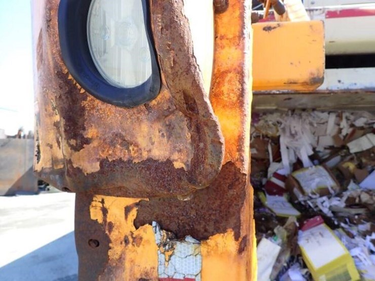 2017-western-star-4700sb-image-62