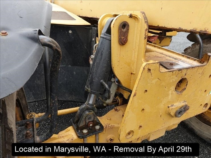 2005-caterpillar-th360b-image-28