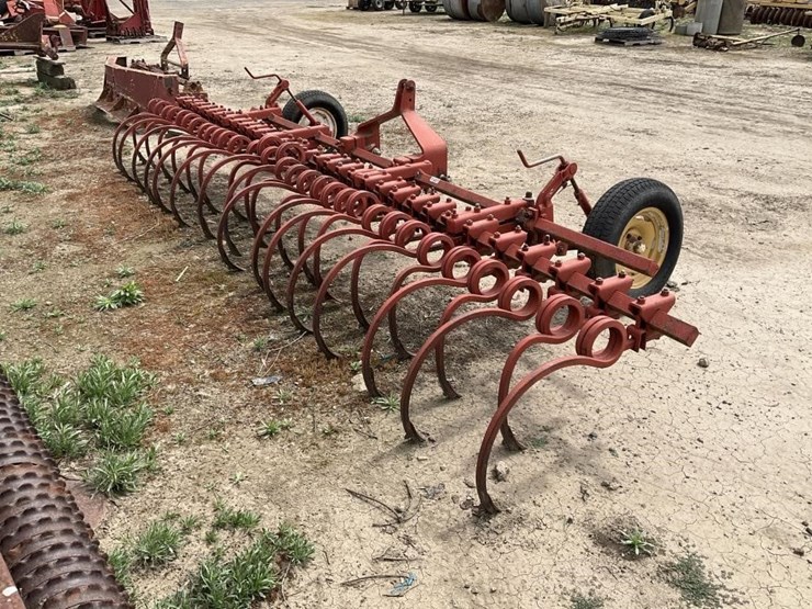 allis-chalmers-18'-3-pt-springtooth-chisel-image-6