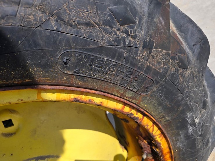 1960-john-deere-435-image-25