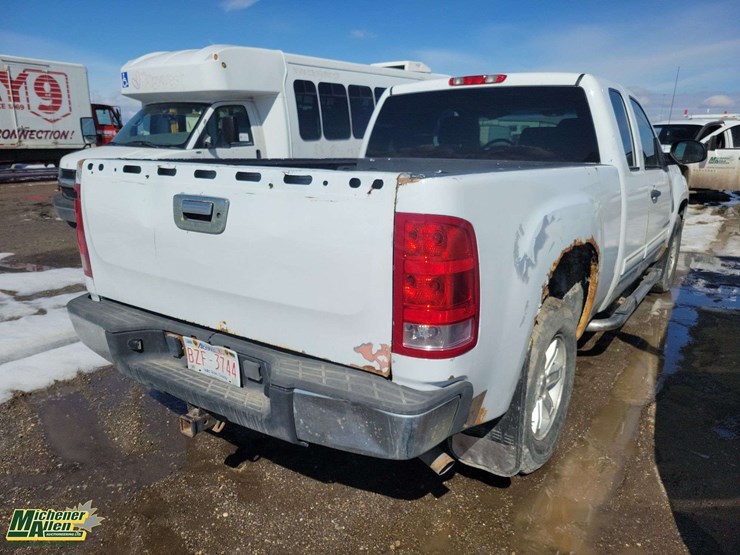 2007-gmc-sierra-1500-image-5