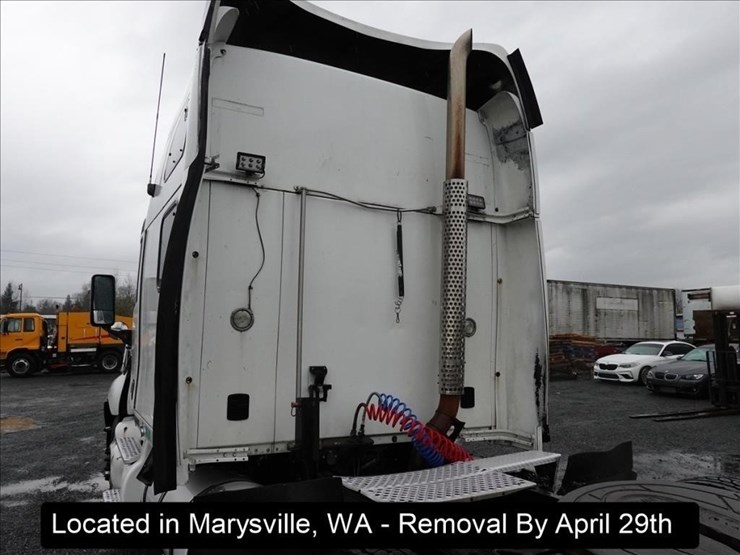 2006-kenworth-t2000-image-32