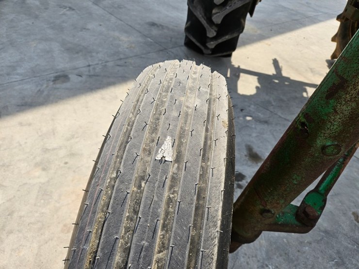 1982-john-deere-4240-image-48