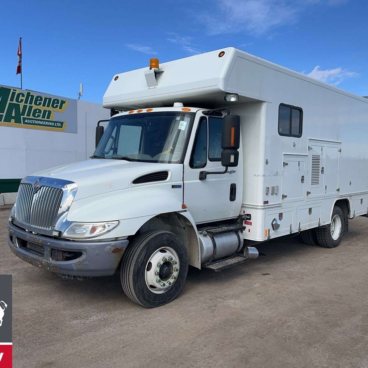 2012 INTERNATIONAL DURASTAR 4300