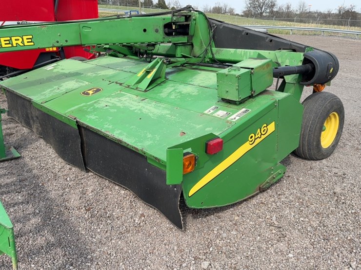 john-deere-946-image-2
