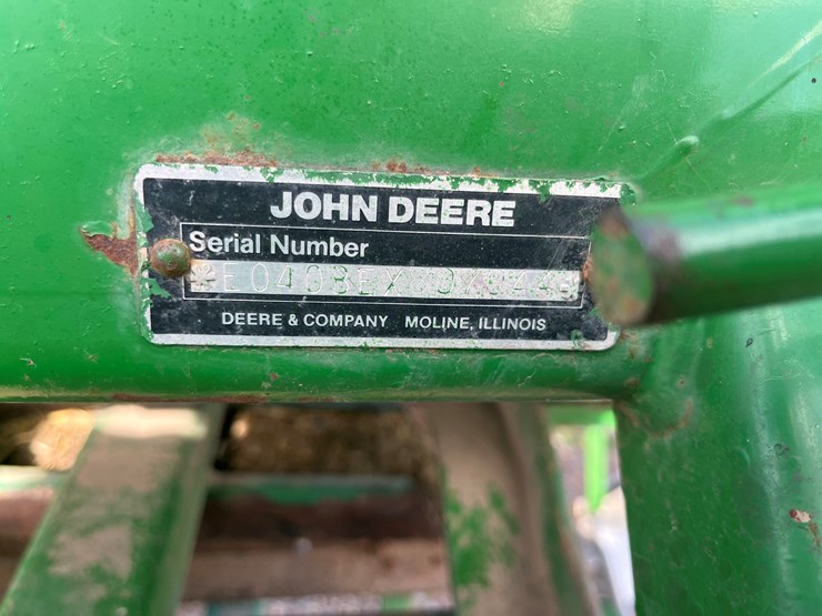 john-deere-328-image-17
