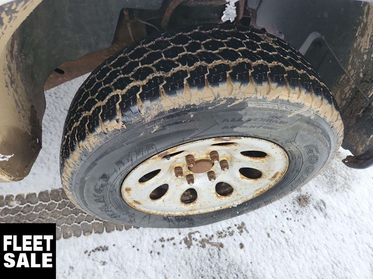 2013-chevrolet-silverado-1500-image-13