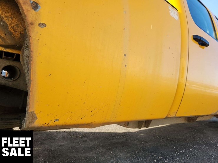 2012-chevrolet-silverado-2500hd-image-35