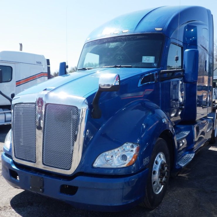 2018 KENWORTH T680