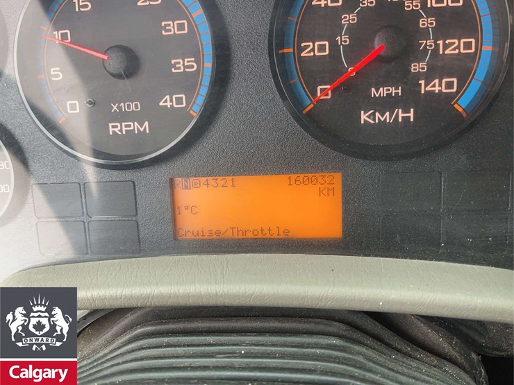 2019-international-workstar-7400-image-21