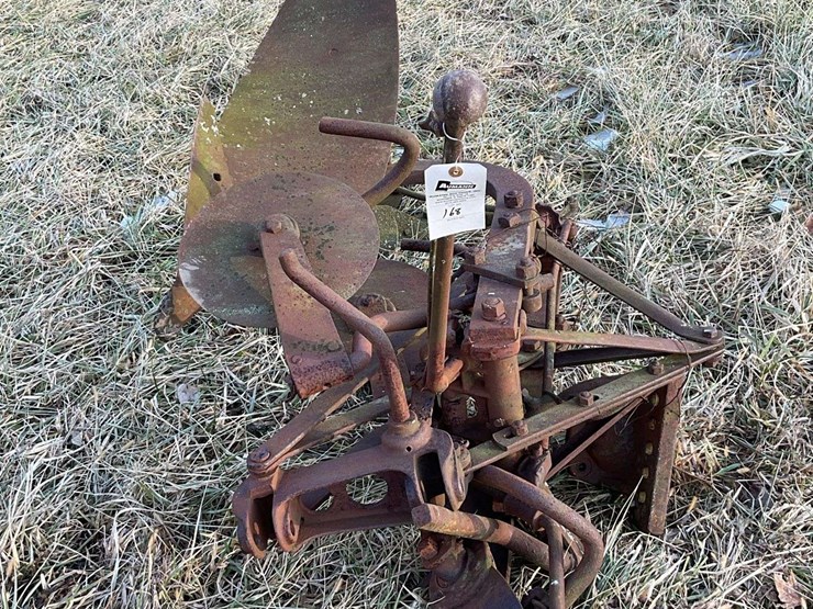 two-bottom-fordson-plow-image-2
