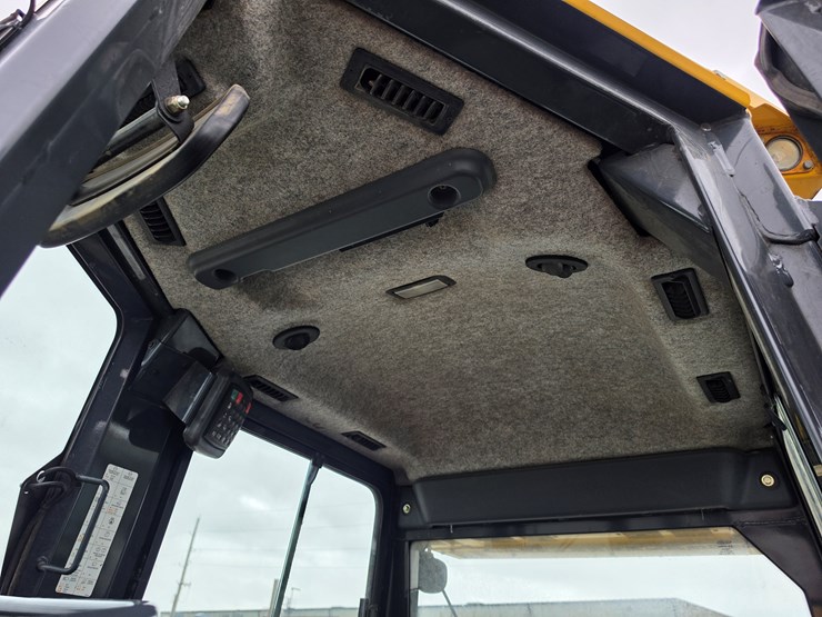 2013-deere-650k-xlt-image-8